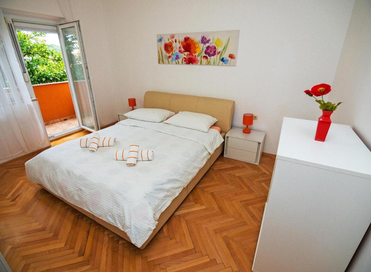 Apartments Bene Banjol Exterior photo